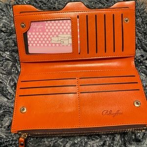 Beautiful NWOT Pidengbro Wallet